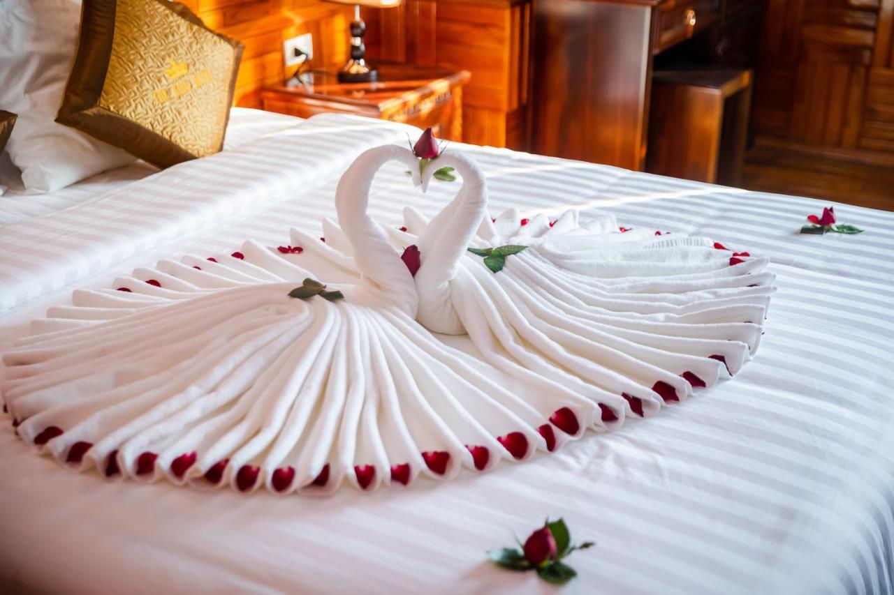 Theking Hotel Huong Gia Extérieur photo