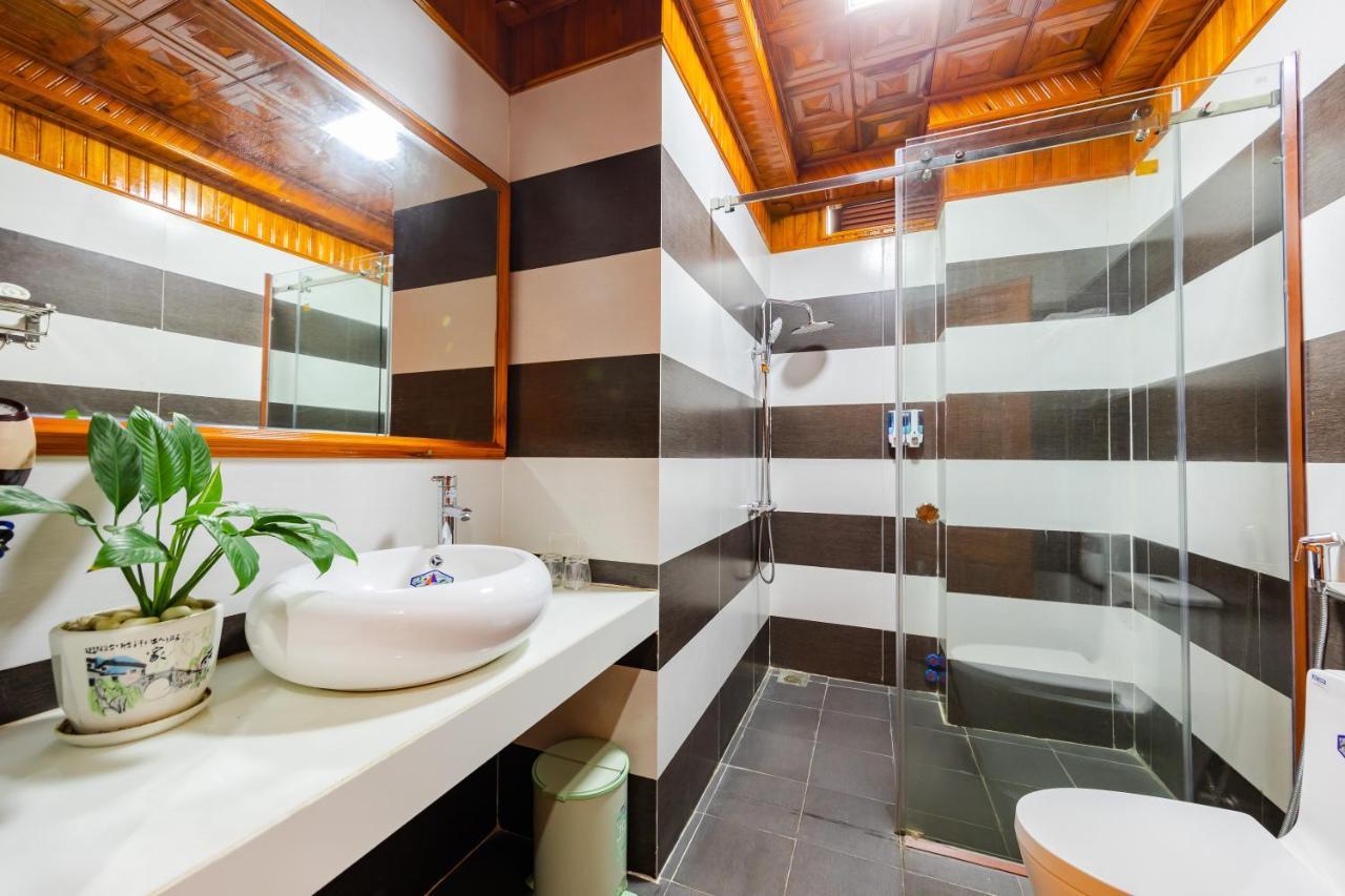 Theking Hotel Huong Gia Extérieur photo